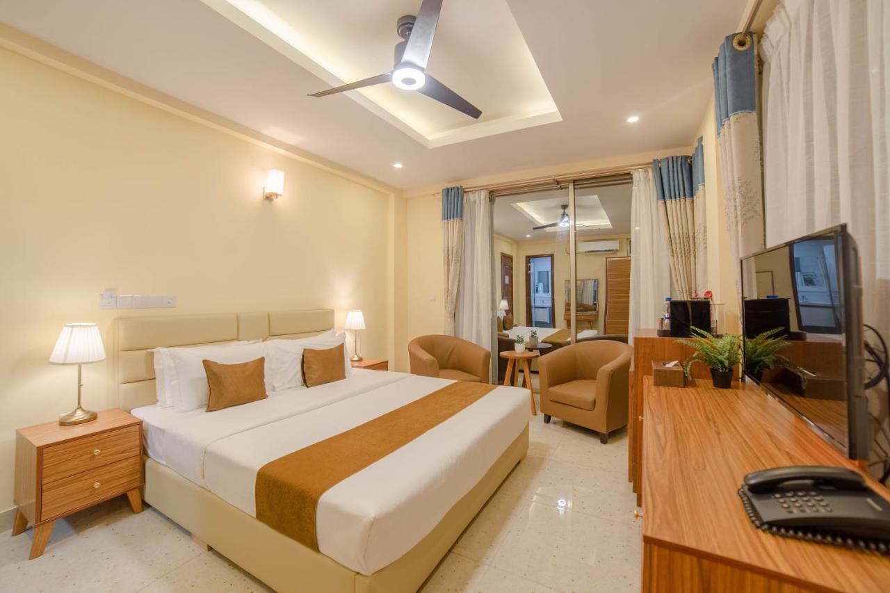 Amber Beach Hotel Hulhumalé Buitenkant foto
